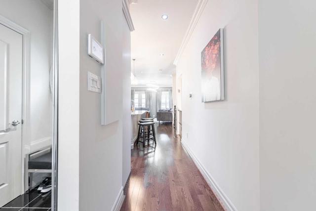 75 Pleasant Blvd, Townhouse with 2 bedrooms, 3 bathrooms and 2 parking in Toronto ON | Image 23