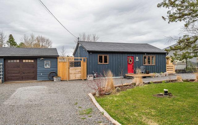 9765 Morning Glory Rd, House detached with 2 bedrooms, 1 bathrooms and 9 parking in Georgina ON | Image 1