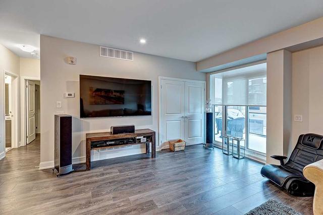 208 - 2393 Bronte Rd, Townhouse with 2 bedrooms, 2 bathrooms and 2 parking in Oakville ON | Image 3