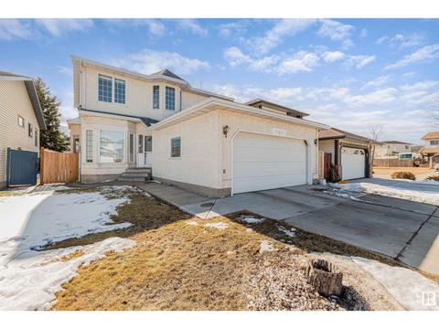 12831 145 Av Nw, House detached with 4 bedrooms, 3 bathrooms and 4 parking in Edmonton AB | Card Image