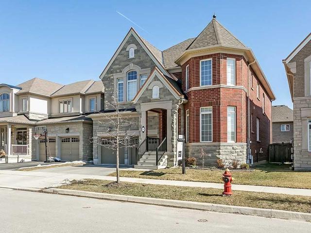507 Hidden Trail Circ, House detached with 4 bedrooms, 4 bathrooms and 2 parking in Oakville ON | Image 2