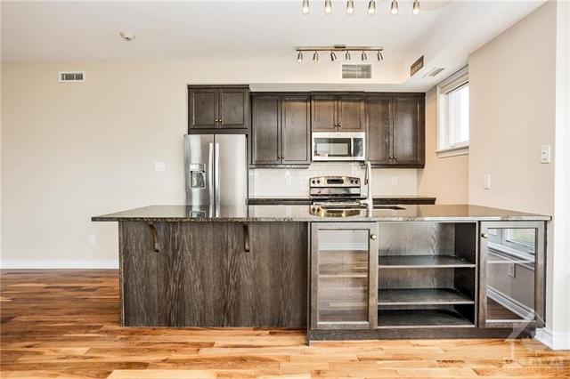 101 - 200 Guelph Private, Condo with 2 bedrooms, 2 bathrooms and 2 parking in Ottawa ON | Image 9