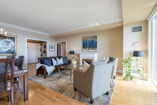 310 - 65 Port St E, Condo with 2 bedrooms, 3 bathrooms and 1 parking in Mississauga ON | Image 4