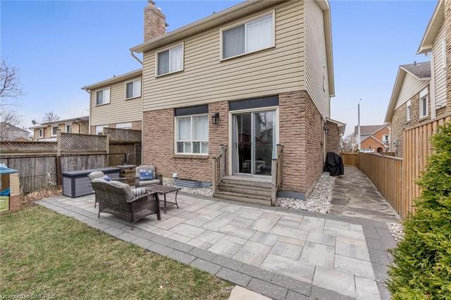 52 Kincaid Court, House detached with 3 bedrooms, 1 bathrooms and null parking in Brampton ON | Image 23