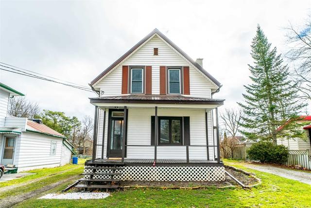 41 Elgin St, House detached with 4 bedrooms, 2 bathrooms and 5 parking in Kawartha Lakes ON | Image 1