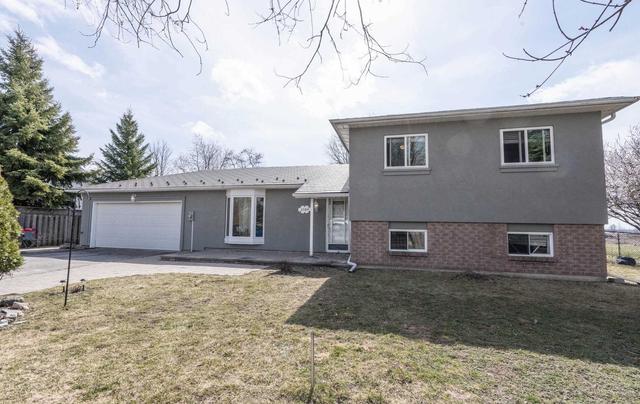 2584 Lawrence Ave, House detached with 3 bedrooms, 2 bathrooms and 8 parking in Innisfil ON | Image 12