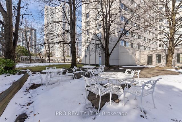 2305 - 3700 Kaneff Cres, Condo with 1 bedrooms, 1 bathrooms and 2 parking in Mississauga ON | Image 32
