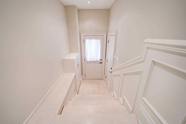 283 Dunforest Ave, House detached with 5 bedrooms, 8 bathrooms and 11 parking in Toronto ON | Image 3