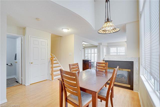 64 - 1240 Westview Terr, House attached with 3 bedrooms, 3 bathrooms and 2 parking in Oakville ON | Image 2