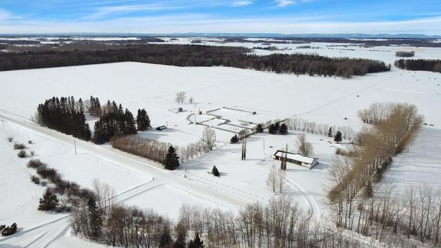 384078 Range Road 4 2, House detached with 4 bedrooms, 2 bathrooms and 2 parking in Clearwater County AB | Image 2