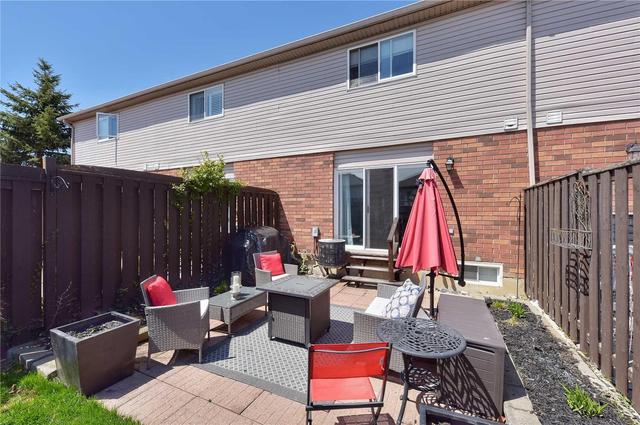 3 - 174 Highbury St, Condo with 3 bedrooms, 3 bathrooms and 1 parking in Hamilton ON | Image 17