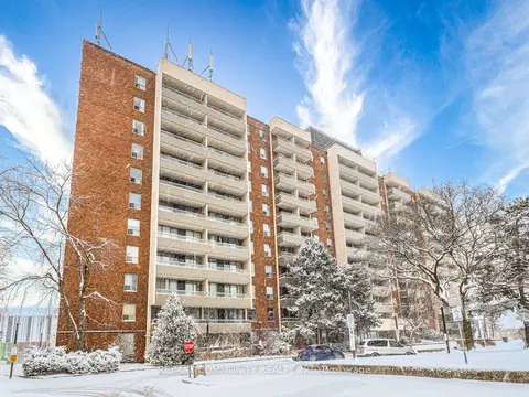 208 - 1 Four Winds Dr, Condo with 3 bedrooms, 2 bathrooms and 1 parking in Toronto ON | Card Image