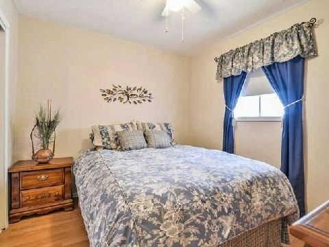 80 Metzak Dr, House detached with 3 bedrooms, 2 bathrooms and 4 parking in Brampton ON | Image 5