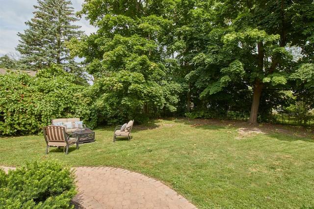50 Toynbee Tr, House detached with 4 bedrooms, 2 bathrooms and 6 parking in Toronto ON | Image 30