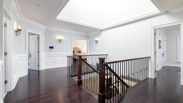 1240 Royal York Rd, House detached with 4 bedrooms, 7 bathrooms and 6 parking in Toronto ON | Image 15