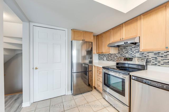 1 - 45 Cedarcroft Blvd, Townhouse with 3 bedrooms, 3 bathrooms and 1 parking in Toronto ON | Image 2