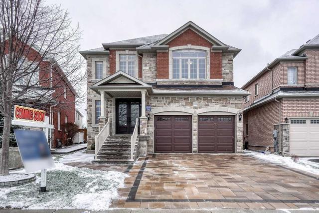 895 Memorial Circ, House detached with 5 bedrooms, 5 bathrooms and 4 parking in Newmarket ON | Card Image