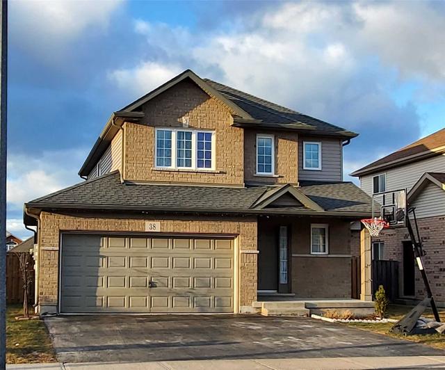 38 Agincourt Cres, House detached with 3 bedrooms, 3 bathrooms and 5 parking in St. Catharines ON | Image 12