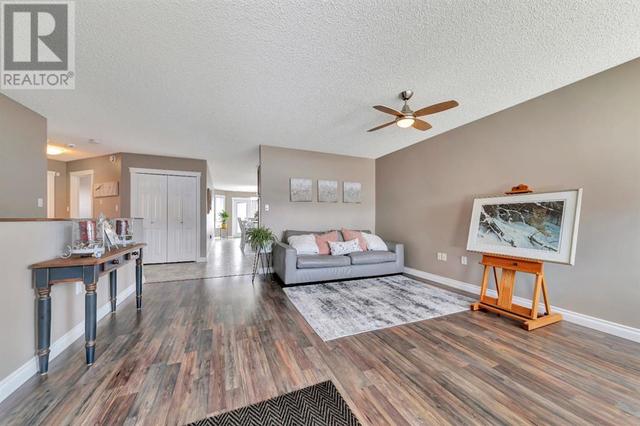 5106 54 Street, House detached with 6 bedrooms, 3 bathrooms and 4 parking in Vermilion River County AB | Image 5