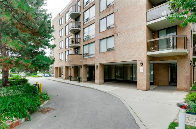 303 - 96 Fifeshire Rd, Condo with 2 bedrooms, 2 bathrooms and 1 parking in Toronto ON | Image 1