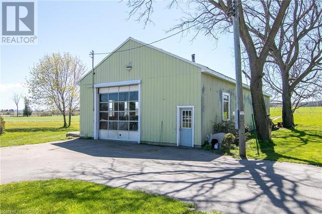 138268 Grey Road 112, House detached with 5 bedrooms, 2 bathrooms and 20 parking in Meaford ON | Image 32