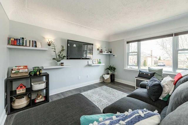 202 East 14th St, House detached with 1 bedrooms, 1 bathrooms and 3 parking in Hamilton ON | Image 38