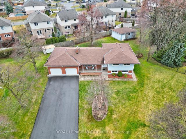 54 Valley Rd, House detached with 3 bedrooms, 2 bathrooms and 16 parking in St. Catharines ON | Image 12