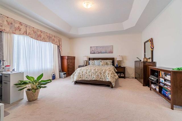 16 Oconnor Cres, House detached with 5 bedrooms, 5 bathrooms and 6 parking in Brampton ON | Image 9