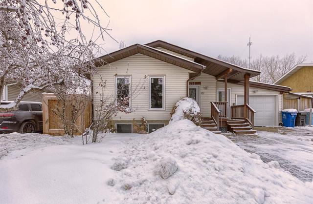 161 Farrell Crescent, House detached with 4 bedrooms, 2 bathrooms and 2 parking in Wood Buffalo AB | Image 2