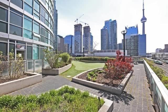 1114 - 18 Yonge St, Condo with 1 bedrooms, 2 bathrooms and 1 parking in Toronto ON | Image 7