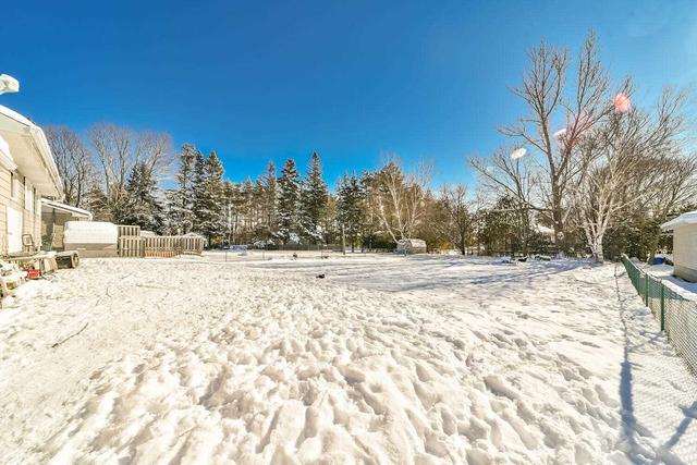 82 Jamieson Cres, House detached with 3 bedrooms, 2 bathrooms and 6 parking in Oro Medonte ON | Image 32