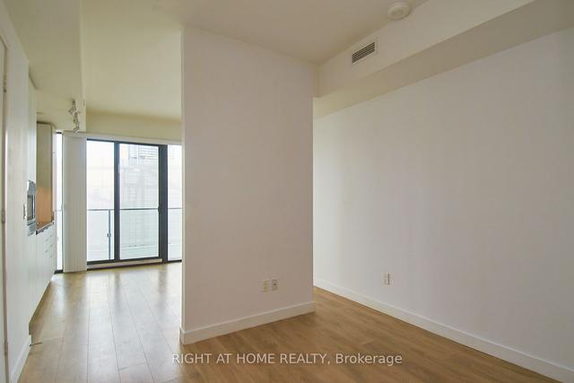 2406 - 215 Queen St W, Condo with 1 bedrooms, 1 bathrooms and 0 parking in Toronto ON | Image 16
