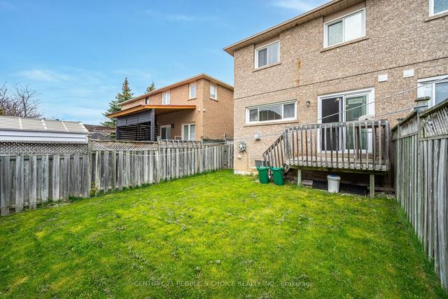 5386 Bullrush Dr, House semidetached with 3 bedrooms, 3 bathrooms and 4 parking in Mississauga ON | Image 33