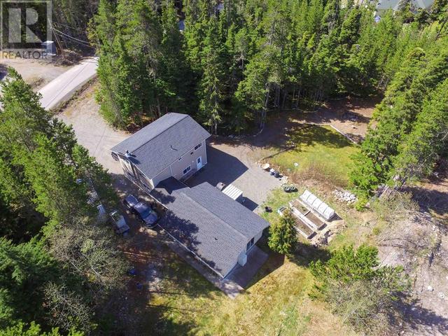 3615 Water Lily Bay Road, House detached with 4 bedrooms, 3 bathrooms and null parking in Kitimat Stikine C (Part 1) BC | Image 2