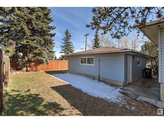 5004 93a Av Nw, House detached with 3 bedrooms, 2 bathrooms and null parking in Edmonton AB | Image 56