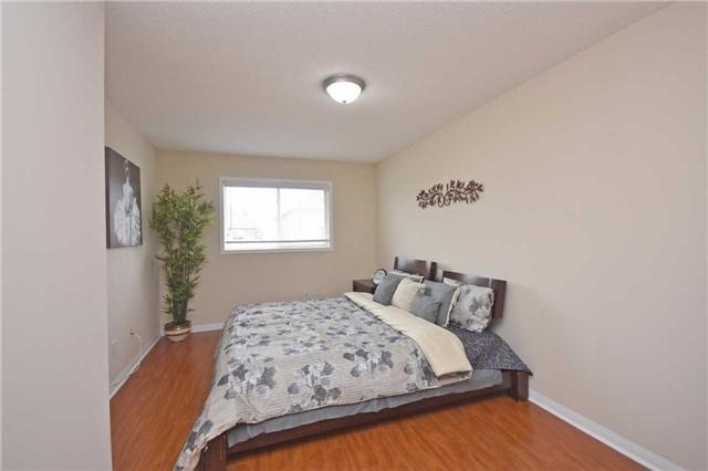 72 Cadillac Cres, House semidetached with 4 bedrooms, 3 bathrooms and 2 parking in Brampton ON | Image 10