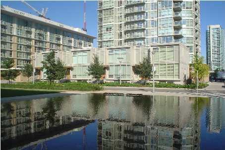 th05 - 26 Mariner Terr, Townhouse with 3 bedrooms, 3 bathrooms and 1 parking in Toronto ON | Image 1
