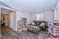 84 Clough Cres, House semidetached with 3 bedrooms, 4 bathrooms and 3 parking in Guelph ON | Image 3