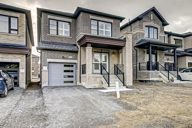 1312 Klondike Dr, House detached with 4 bedrooms, 3 bathrooms and 2 parking in Oshawa ON | Image 12