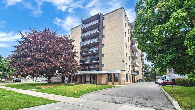 707 - 825 Kennedy Rd, Condo with 2 bedrooms, 1 bathrooms and 1 parking in Toronto ON | Image 12