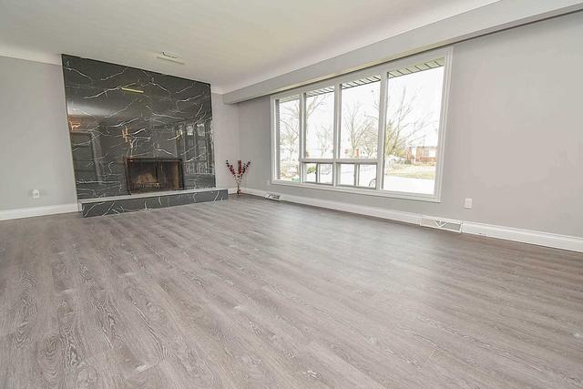 21 Rivercrest Dr, House detached with 3 bedrooms, 2 bathrooms and 7 parking in St. Catharines ON | Image 20