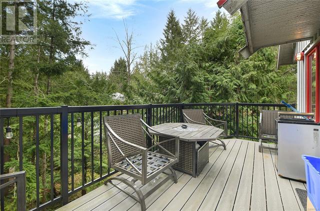 1706 Wooden Rd, House detached with 3 bedrooms, 3 bathrooms and 4 parking in Cowichan Valley B BC | Image 10