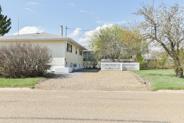 114 7th Avenue, House detached with 3 bedrooms, 2 bathrooms and 2 parking in Hanna AB | Image 21