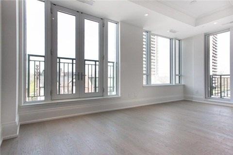 302 - 133 Hazelton Ave, Condo with 2 bedrooms, 2 bathrooms and 1 parking in Toronto ON | Image 5