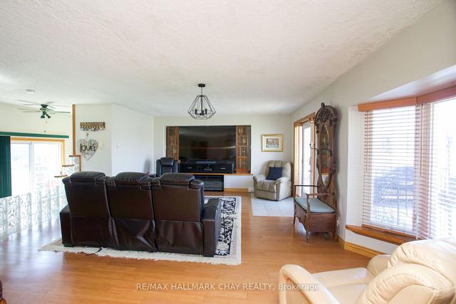 6689 Rama Rd W, House detached with 3 bedrooms, 2 bathrooms and 18 parking in Ramara ON | Image 23