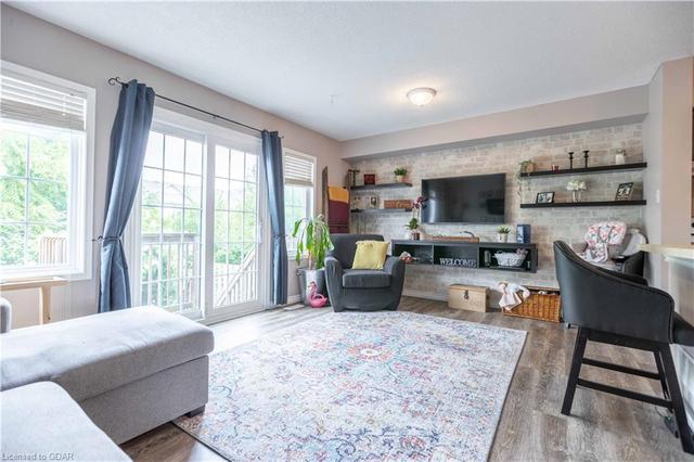 11 - 124 Gosling Gardens, House attached with 3 bedrooms, 2 bathrooms and 2 parking in Guelph ON | Image 12