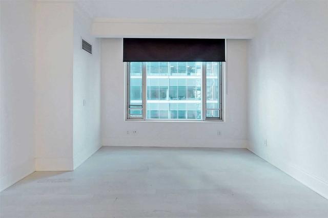 3602 - 311 Bay St, Condo with 1 bedrooms, 2 bathrooms and 1 parking in Toronto ON | Image 15