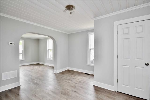 245 Atherley Rd, House detached with 3 bedrooms, 2 bathrooms and 3 parking in Orillia ON | Image 32