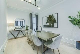 92 Willcocks St, House attached with 3 bedrooms, 2 bathrooms and 2 parking in Toronto ON | Image 28