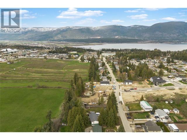 3550 16 Avenue Ne, House detached with 4 bedrooms, 2 bathrooms and 5 parking in Salmon Arm BC | Image 47